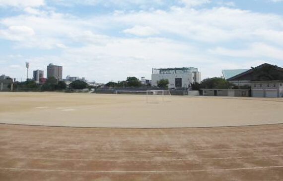 西宮市中央運動公園陸上競技場(通称：市民G)